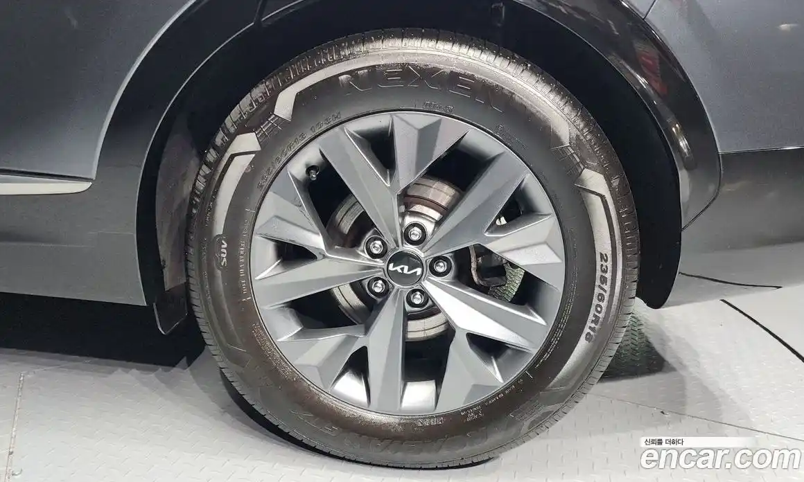 Kia Sportage 2023 2.0 Автомат в Москве № 121977, фото 11