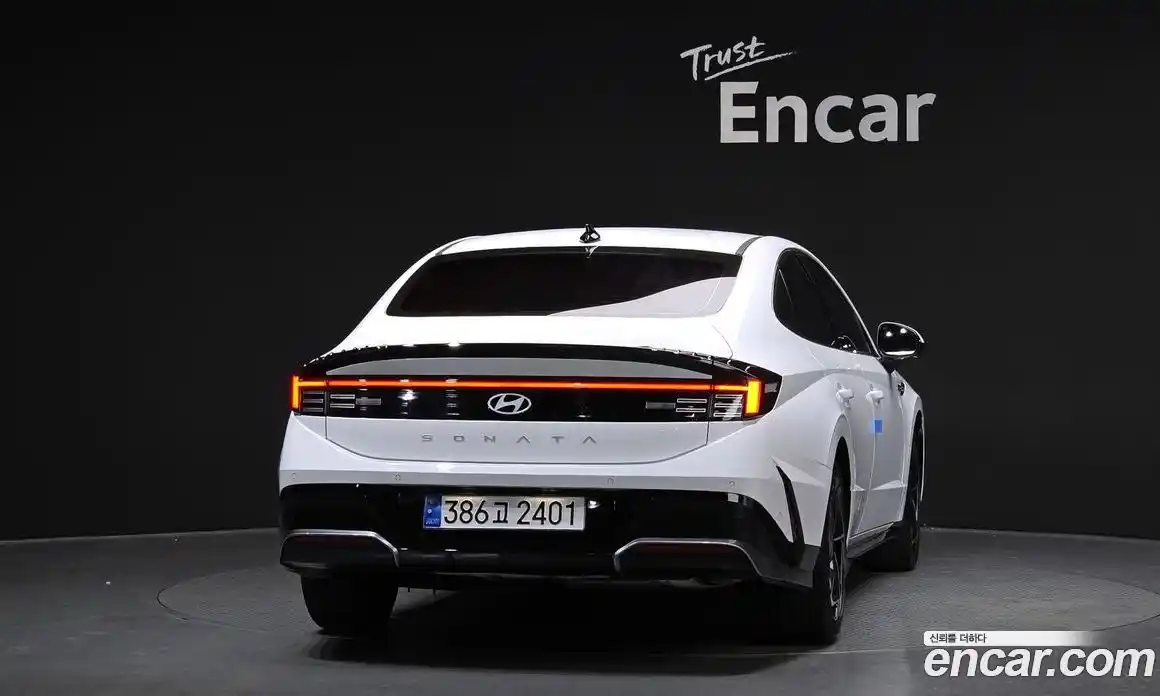 Hyundai Sonata 2024 2.0 Автомат в Москве № 12359, фото 4