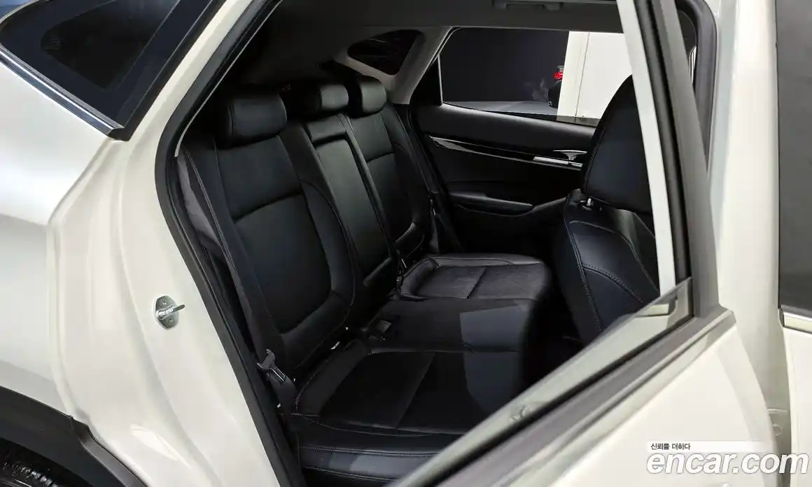 Kia Seltos 2023 1.6 Автомат в Москве № 124013, фото 8