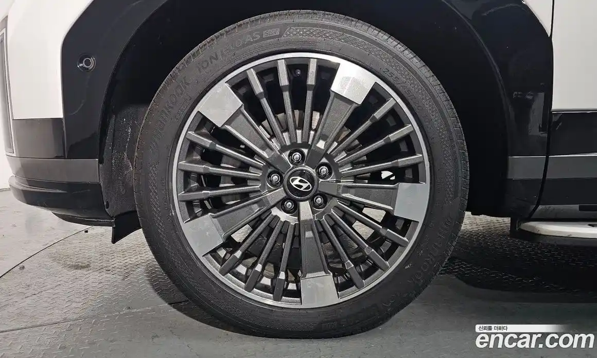 Hyundai Santa Fe 2024 1.6 Автомат в Москве № 125571, фото 14