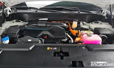 Hyundai Santa Fe 2024 1.6 Автомат в Москве № 125571, миниатюра 9