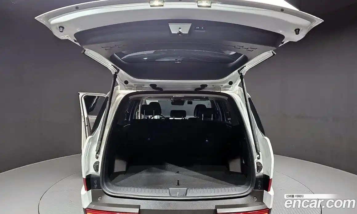 Hyundai Santa Fe 2024 1.6 Автомат в Москве № 125886, фото 15