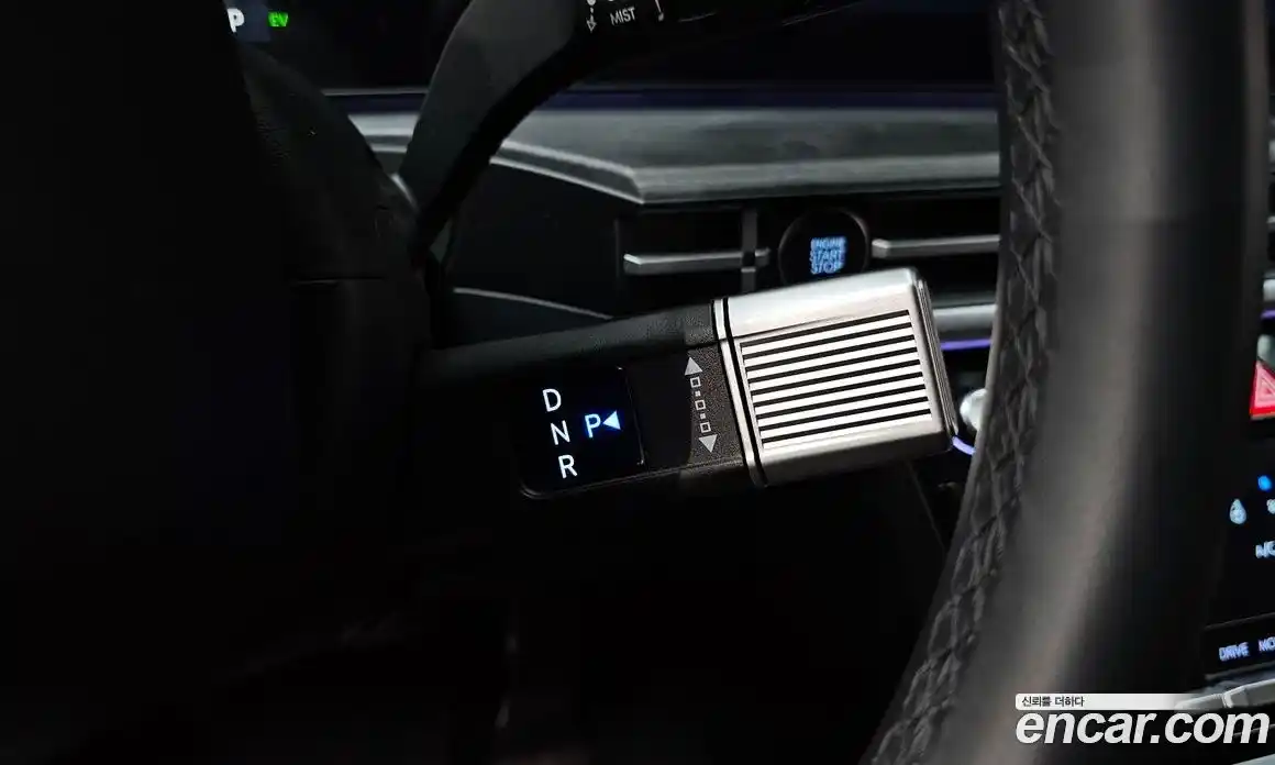 Hyundai Santa Fe 2024 1.6 Автомат в Москве № 126643, фото 13