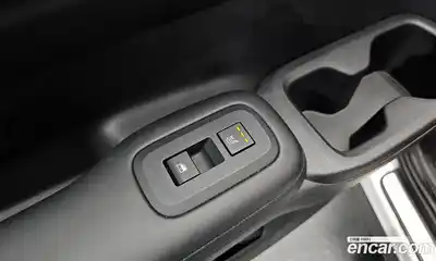 Hyundai Santa Fe 2024 1.6 Автомат в Москве № 126643, миниатюра 2