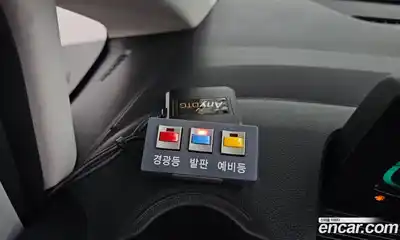 Hyundai Staria, 2025