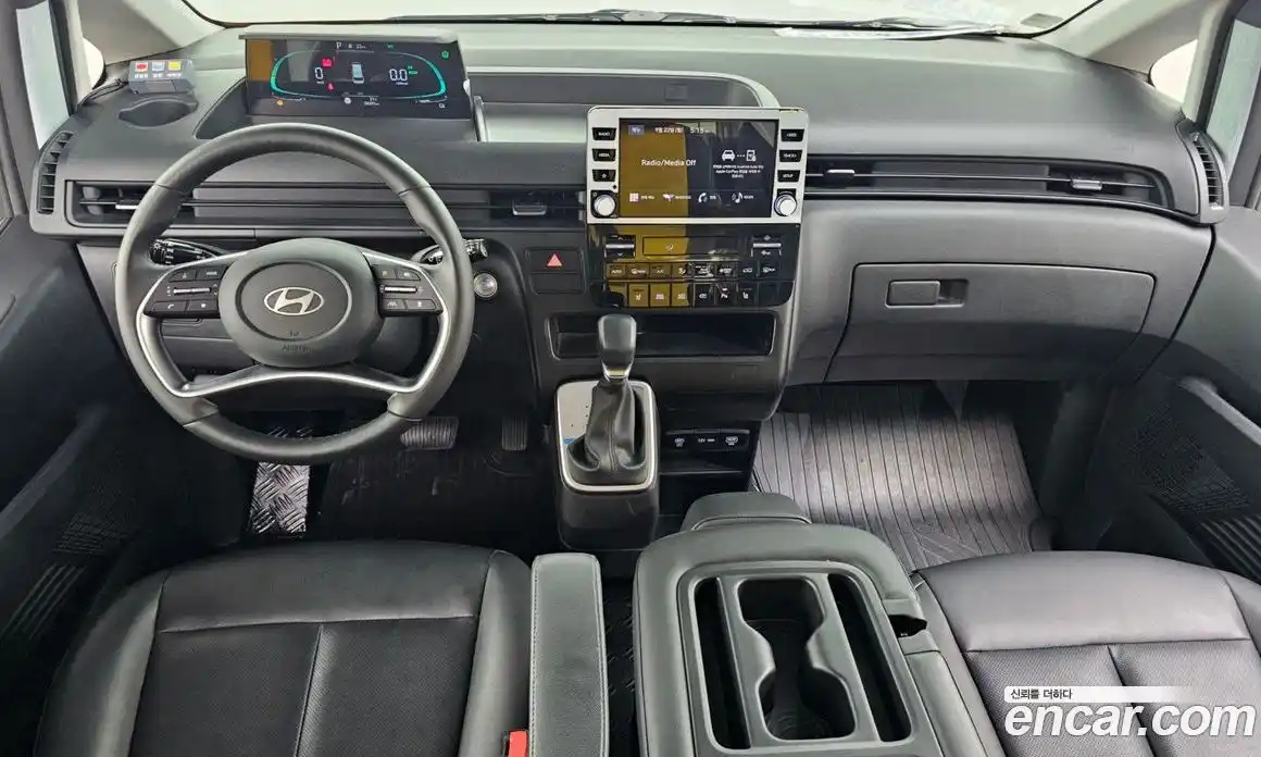 Hyundai Staria 2025 1.6 Автомат в Москве № 126680, фото 19