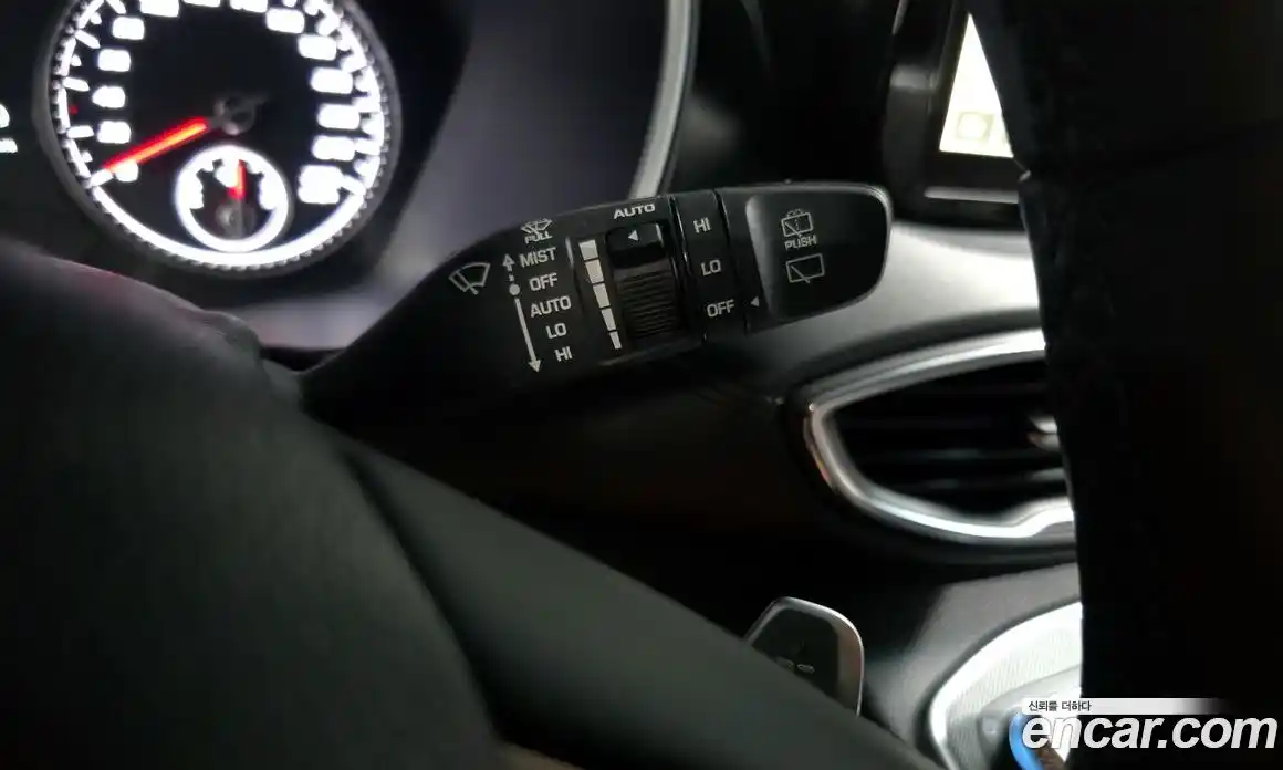 Hyundai Santa Fe 2022 2.2 Автомат в Москве № 126744, фото 18