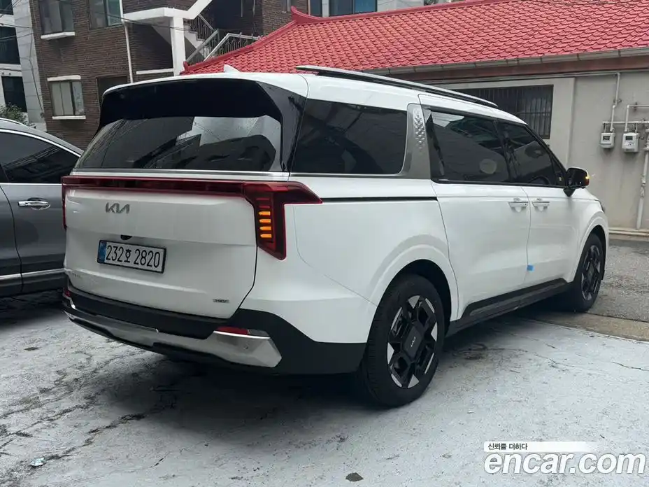 Kia Canival 2025 1.6 Автомат в Москве № 127590, фото 6