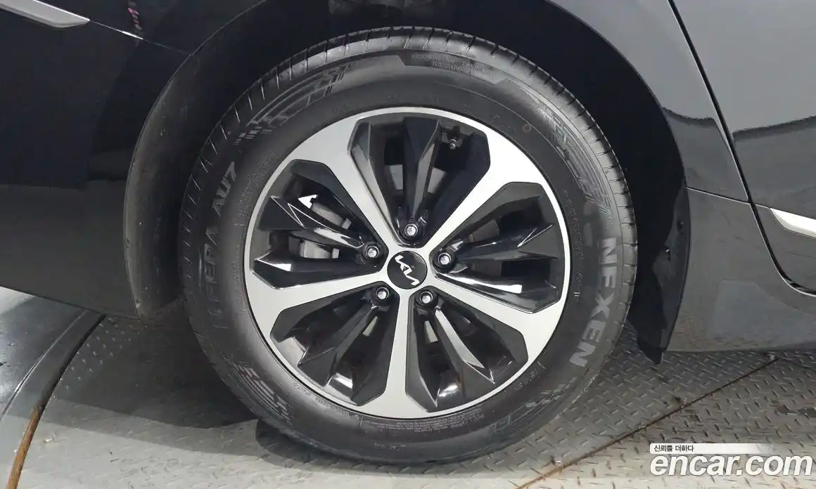 Kia K8 2025 1.6 Автомат в Москве № 128754, фото 1