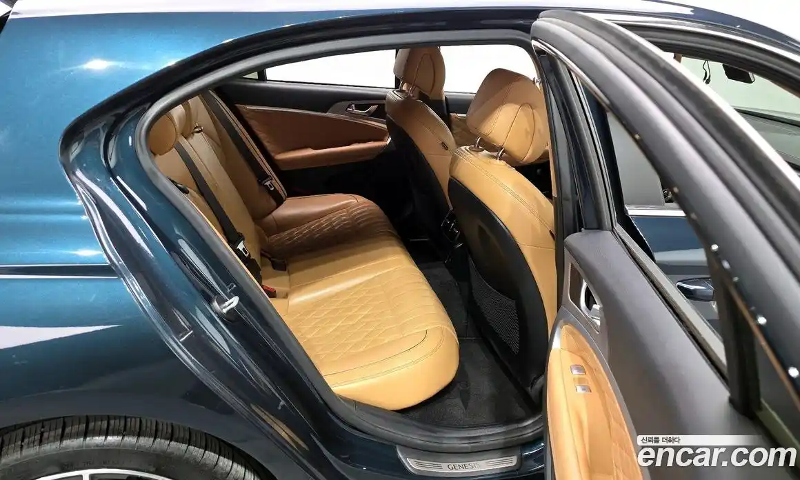 Genesis G70 2023 2.0 Автомат в Москве № 129293, фото 12