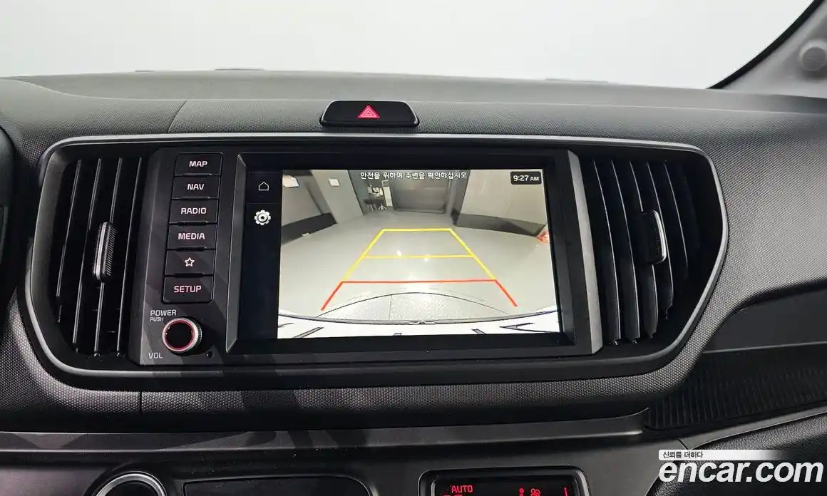 Kia Ray 2023 1.0 Автомат в Москве № 133078, фото 17