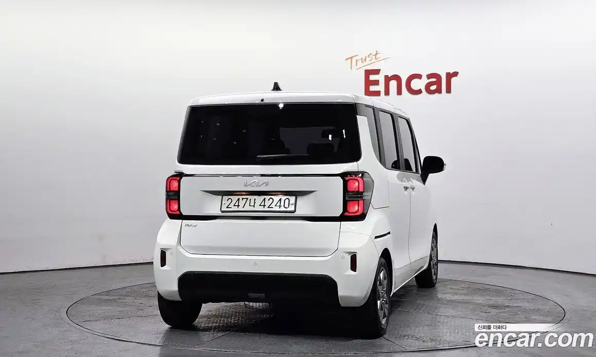 Kia Ray 2023 1.0 Автомат в Москве № 133078, фото 3