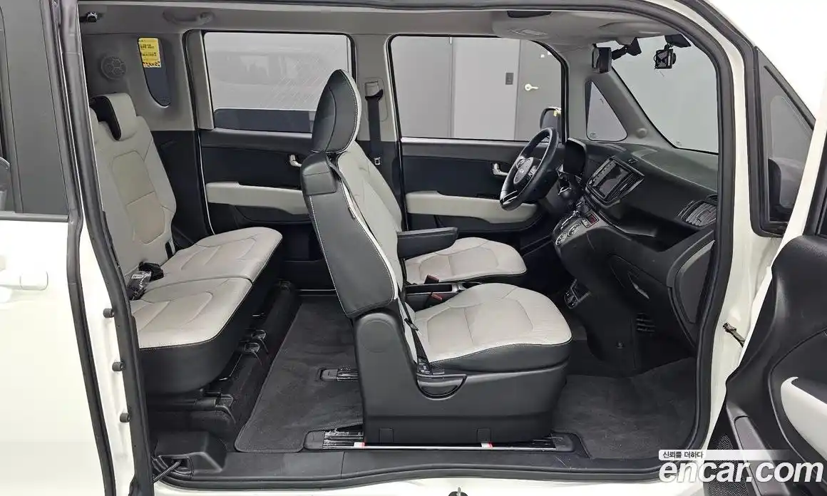 Kia Ray 2023 1.0 Автомат в Москве № 133078, фото 6