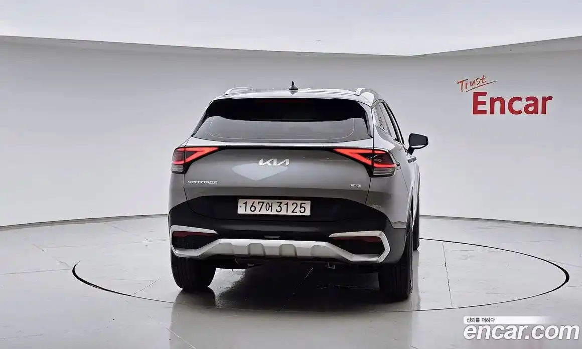 Kia Sportage 2023 1.6 Автомат в Москве № 133591, фото 19