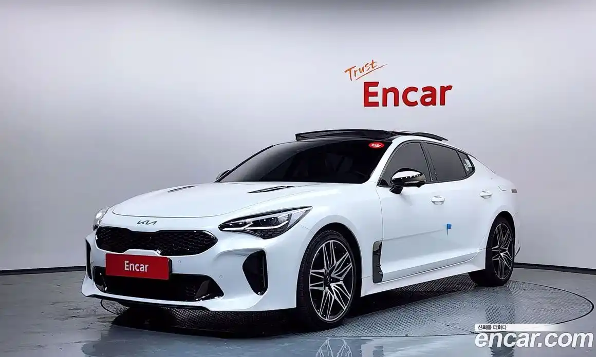 Kia Stinger 2023 2.5 Автомат в Москве № 133716, фото 18