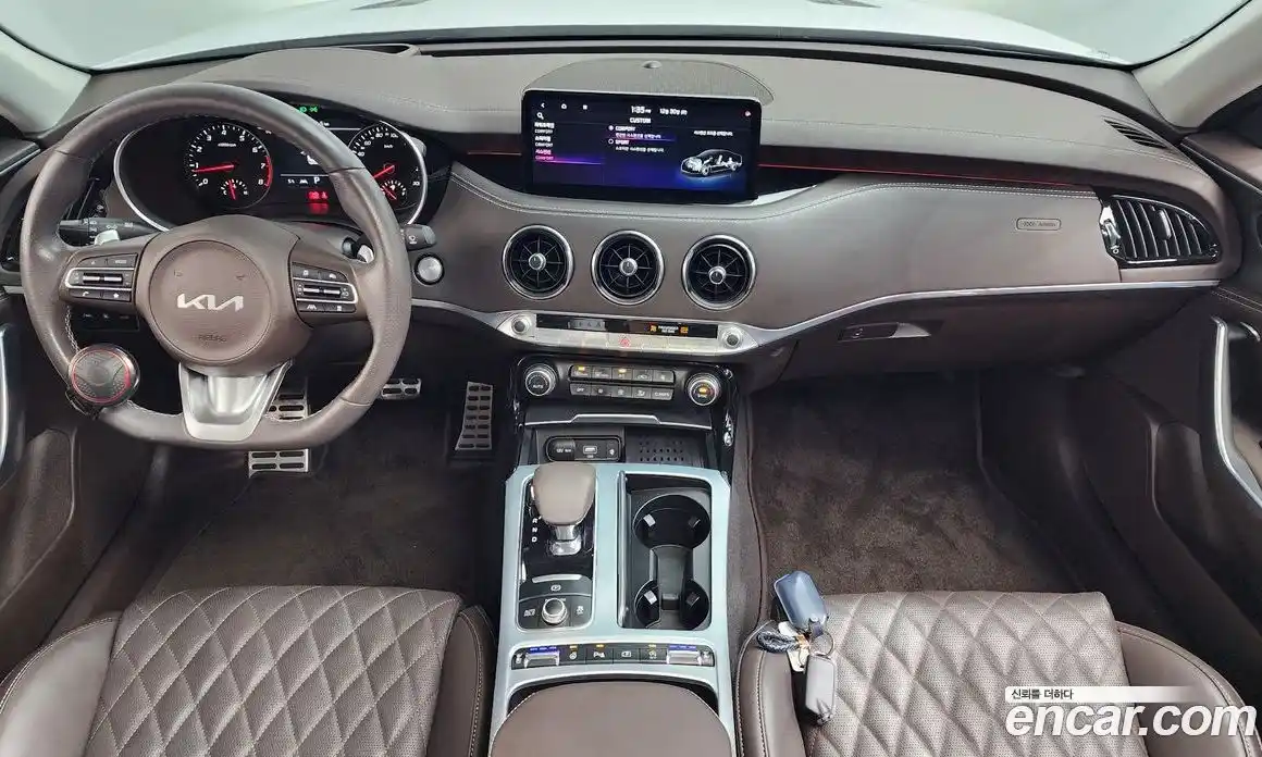 Kia Stinger 2023 2.5 Автомат в Москве № 133716, фото 3