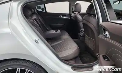 Kia Stinger 2023 2.5 Автомат в Москве № 133716, миниатюра 6