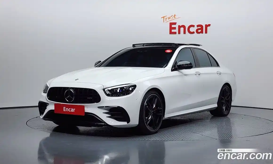 Mercedes-Benz E-Class 2023 3.0 Автомат в Москве № 134765, фото 1