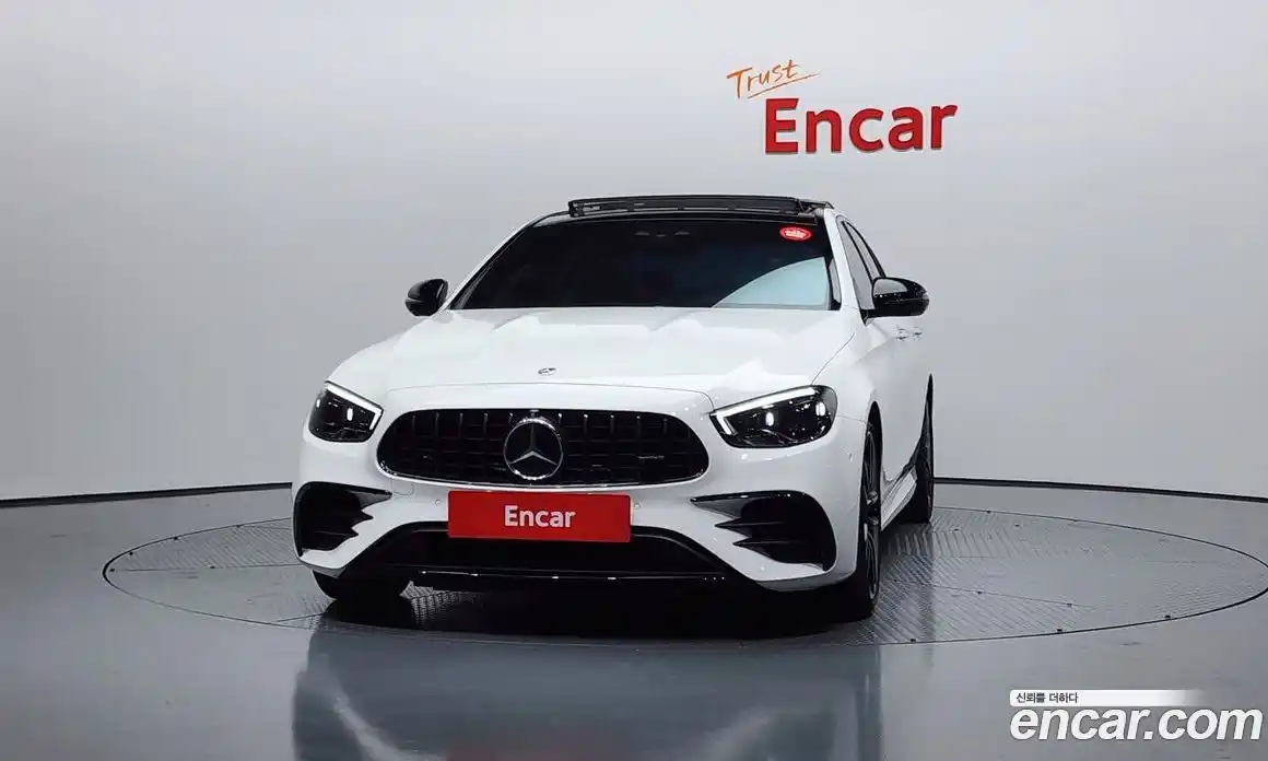 Mercedes-Benz E-Class 2023 3.0 Автомат в Москве № 134765, фото 17