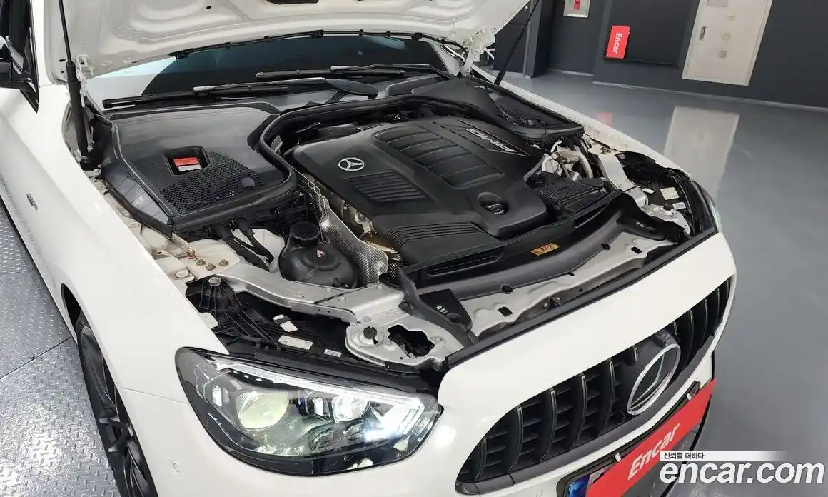 Mercedes-Benz E-Class 2023 3.0 Автомат в Москве № 134765, фото 19