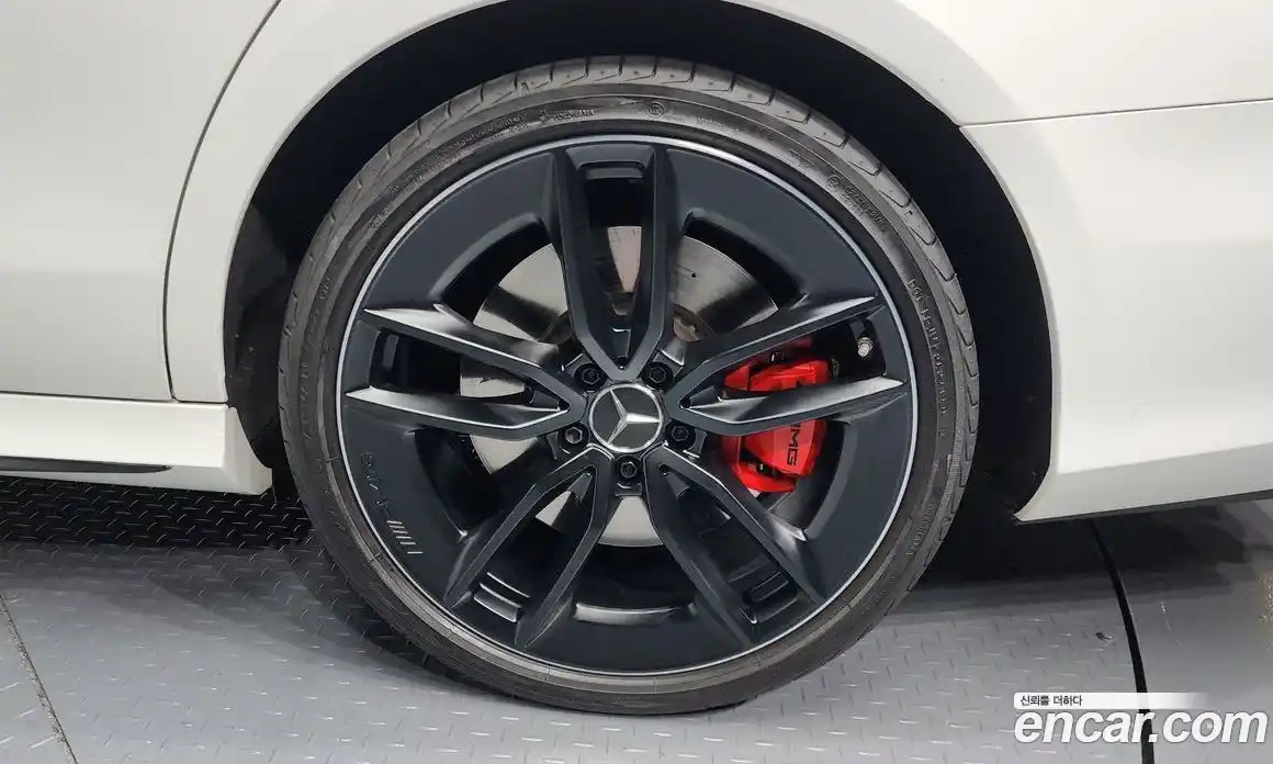 Mercedes-Benz E-Class 2023 3.0 Автомат в Москве № 134765, фото 5