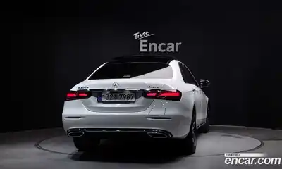 Mercedes-Benz E-Class 2021 2.0 Автомат в Москве № 140164, миниатюра 12