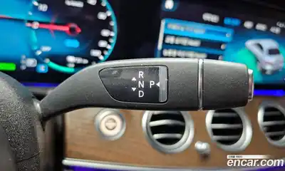 Mercedes-Benz E-Class 2021 2.0 Автомат в Москве № 140164, миниатюра 9