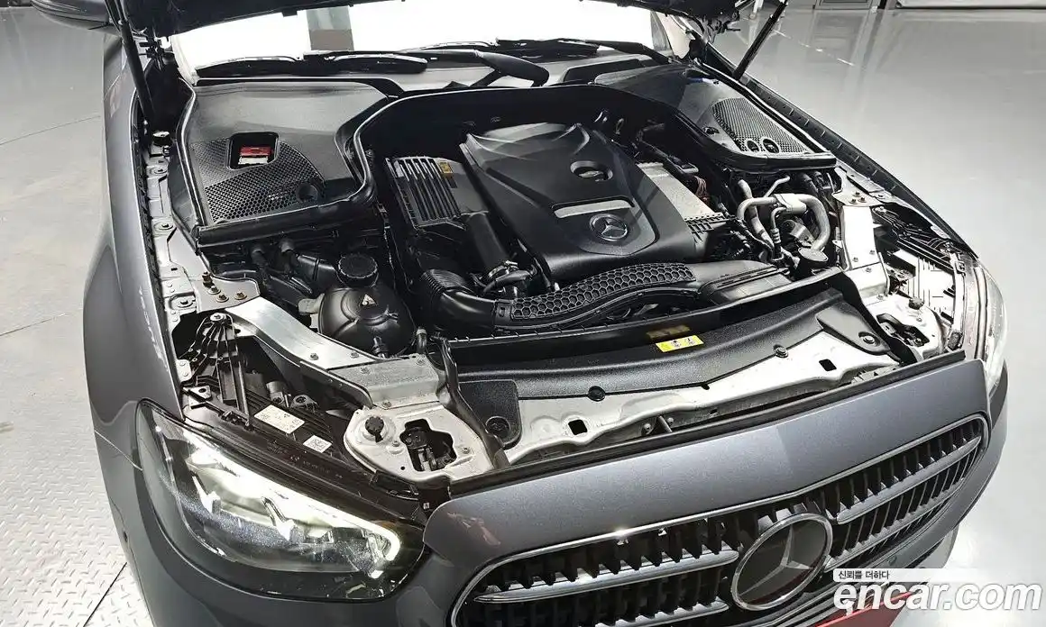 Mercedes-Benz E-Class 2021 2.0 Автомат в Москве № 142211, фото 13