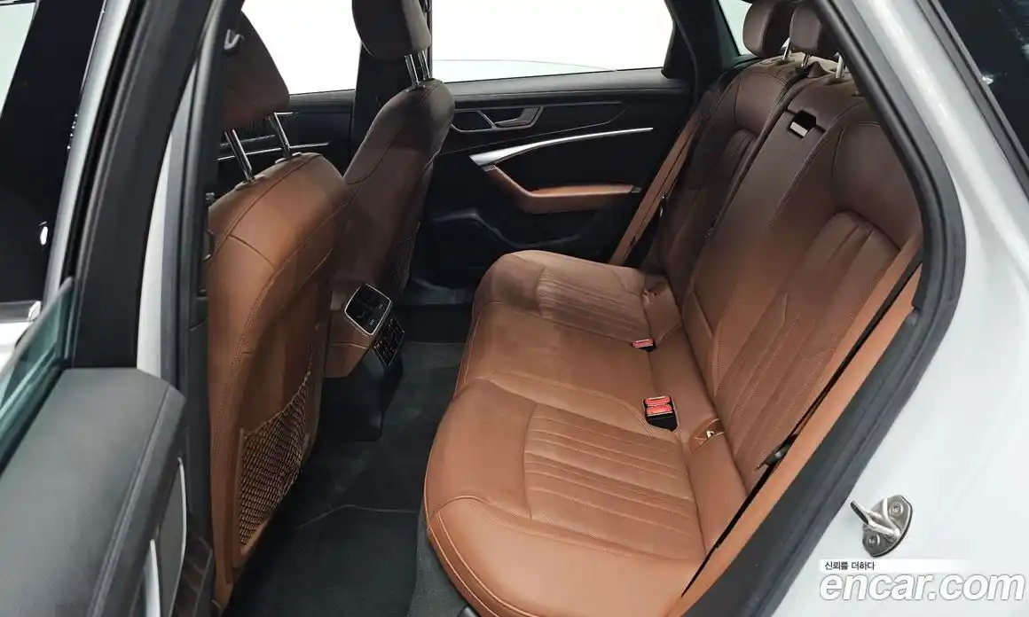 Audi A6 2023 2.0 Автомат в Москве № 142478, фото 14