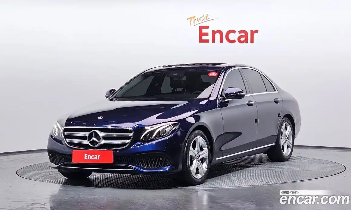 Mercedes-Benz E-Class 2018 2.0 Автомат в Москве № 143187, фото 12