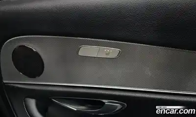 Mercedes-Benz E-Class 2018 2.0 Автомат в Москве № 143187, миниатюра 3