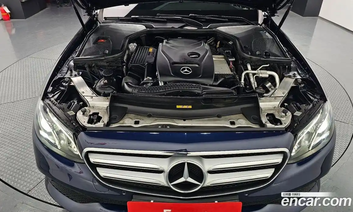 Mercedes-Benz E-Class 2018 2.0 Автомат в Москве № 143187, фото 9