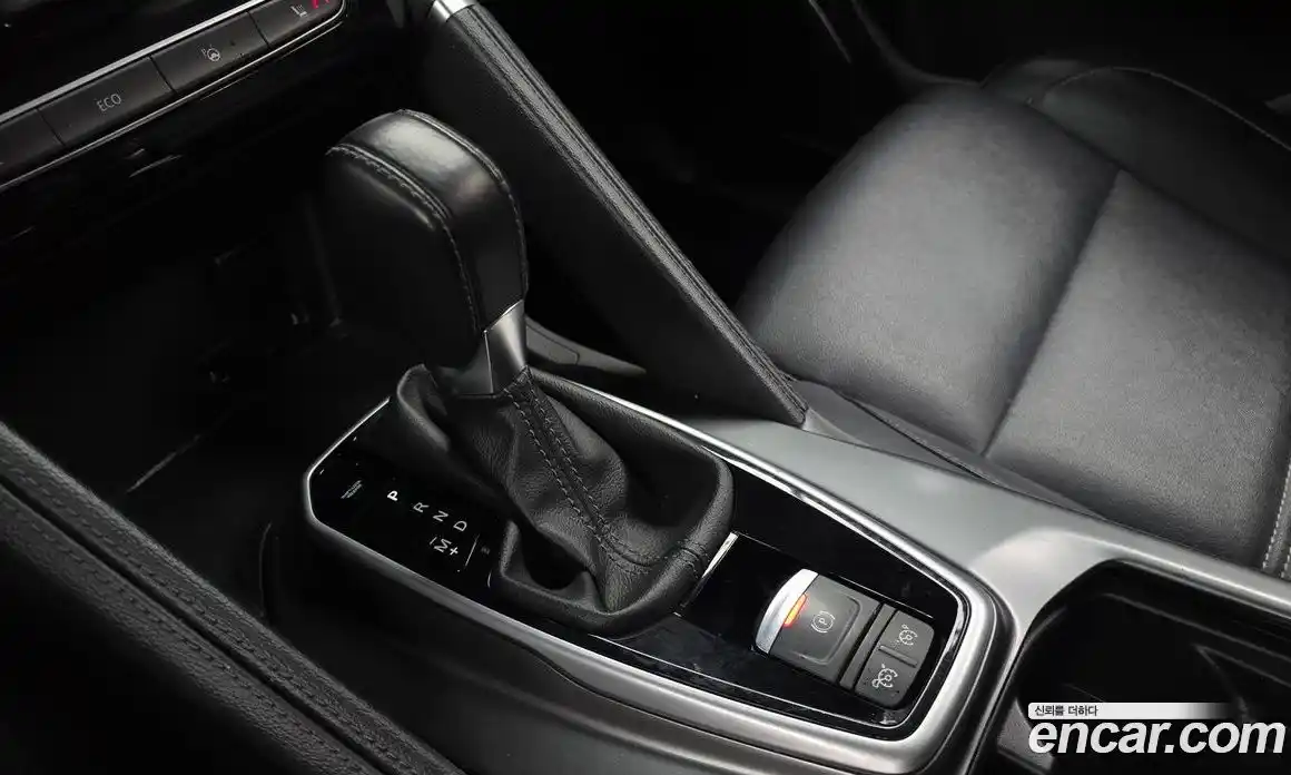 Renault QM6 2023 2.0 Автомат в Москве № 146521, фото 14