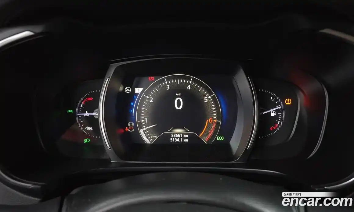 Renault QM6 2023 2.0 Автомат в Москве № 146521, фото 15