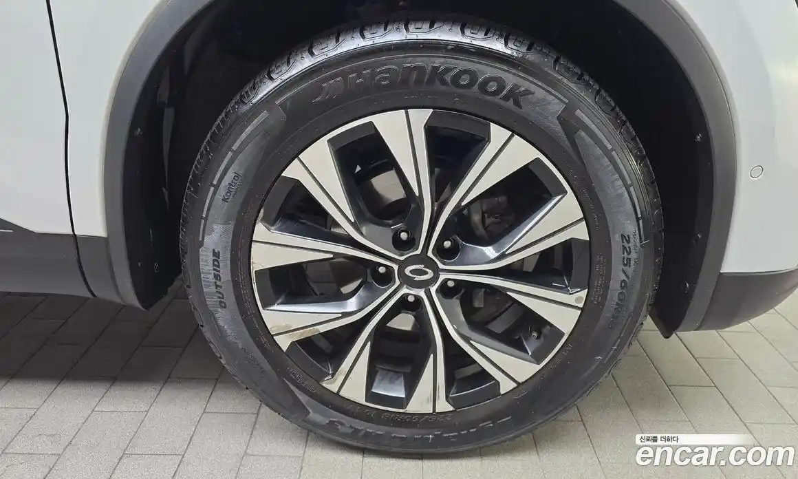 Renault QM6 2023 2.0 Автомат в Москве № 146521, фото 17