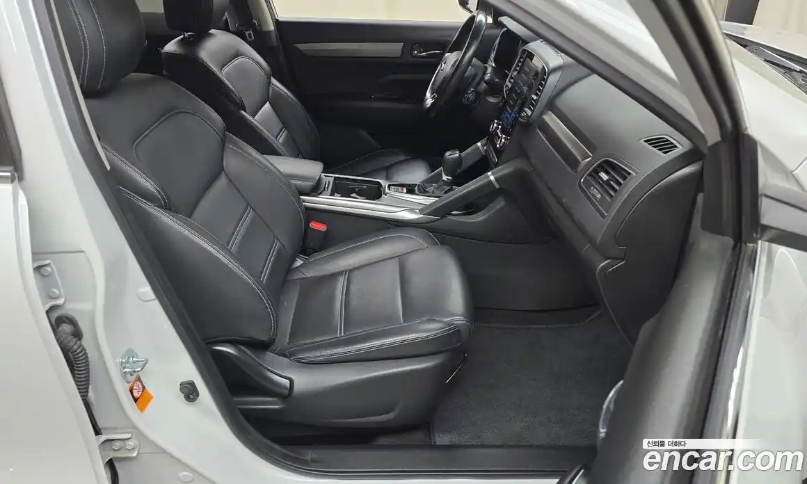 Renault QM6 2023 2.0 Автомат в Москве № 146521, фото 18