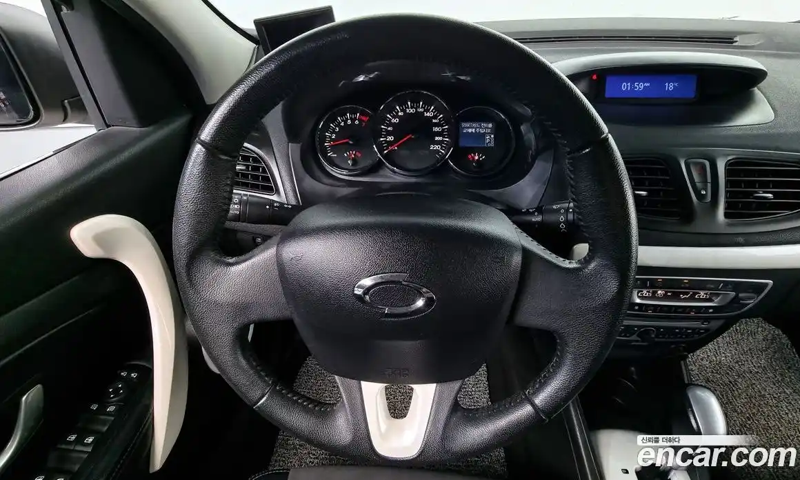 Renault SM3 2012 1.6 Автомат в Москве № 148572, фото 18