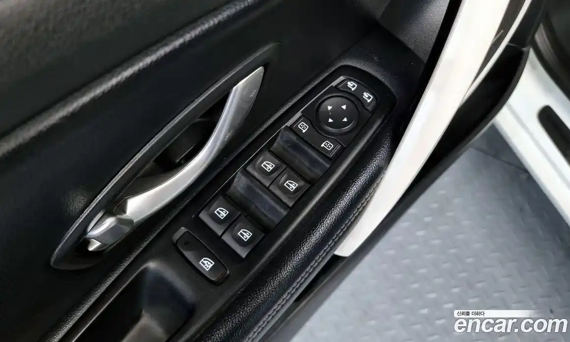 Renault SM3 2012 1.6 Автомат в Москве № 148572, фото 7