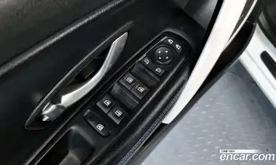 Renault SM3 2012 1.6 Автомат в Москве № 148572, миниатюра 7