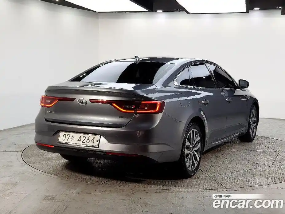 Renault SM6 2017 2.0 Автомат в Москве № 149941, фото 3