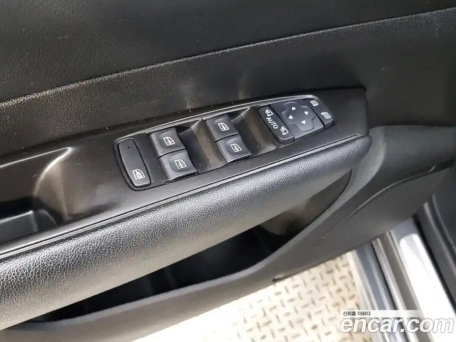 Renault SM6 2017 2.0 Автомат в Москве № 149941, фото 10