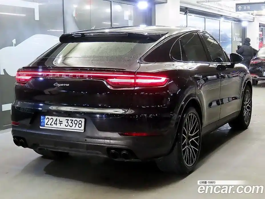 Porsche Cayenne 2021 3.0 Автомат в Москве № 151800, фото 4