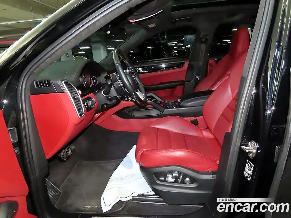 Porsche Cayenne 2021 3.0 Автомат в Москве № 151800, фото 6