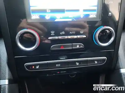 Renault QM6 2023 2.0 Автомат в Москве № 152682, миниатюра 11