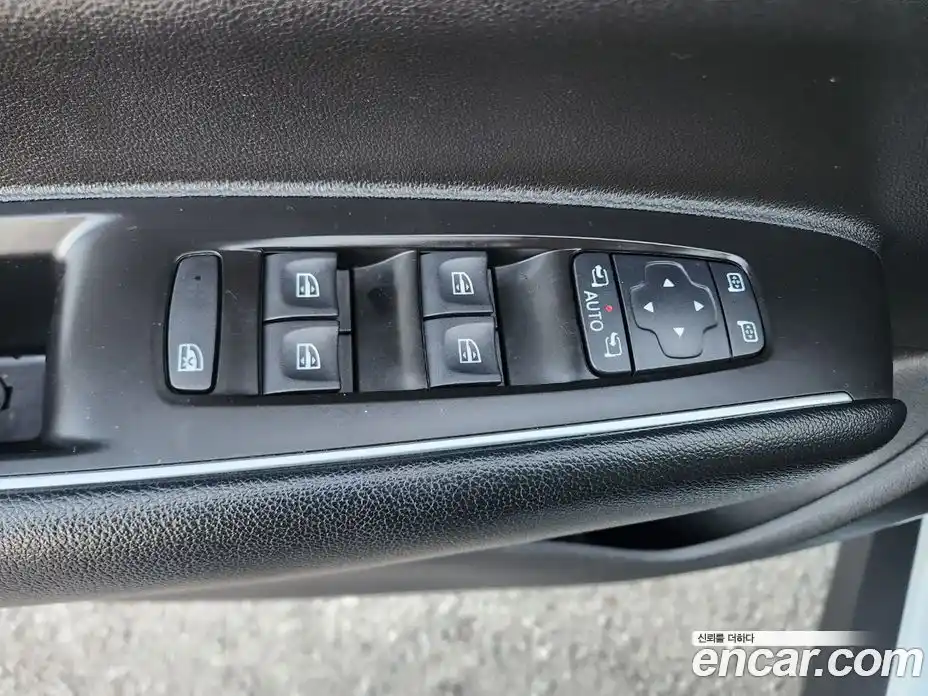 Renault QM6 2023 2.0 Автомат в Москве № 152682, фото 16