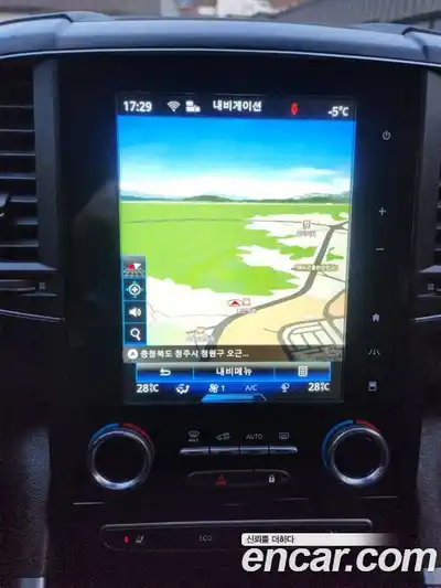 Renault QM6 2023 2.0 Автомат в Москве № 152682, миниатюра 10