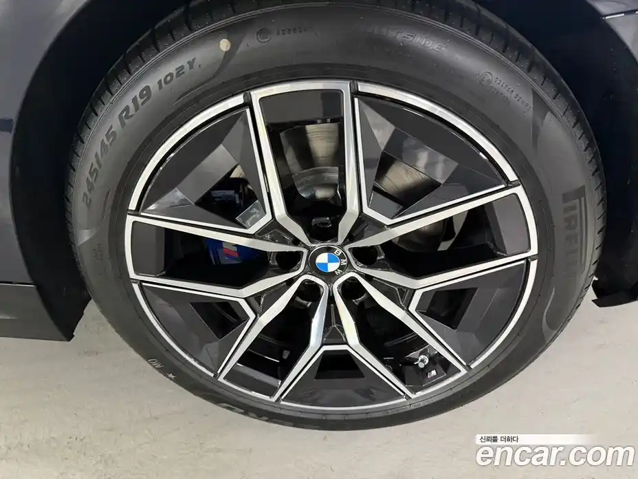 BMW 5-Series 2025 2.0 Автомат в Москве № 153197, фото 17