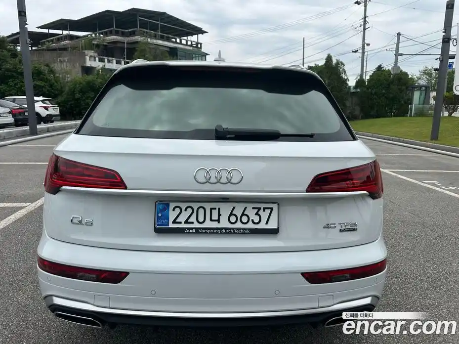 Audi Q5 2023 2.0 Автомат в Москве № 155207, фото 4