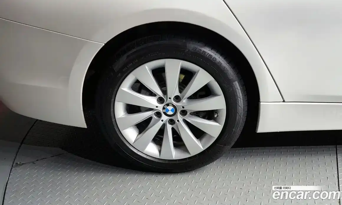 BMW 3-Series 2018 2.0 Автомат в Москве № 155475, фото 14