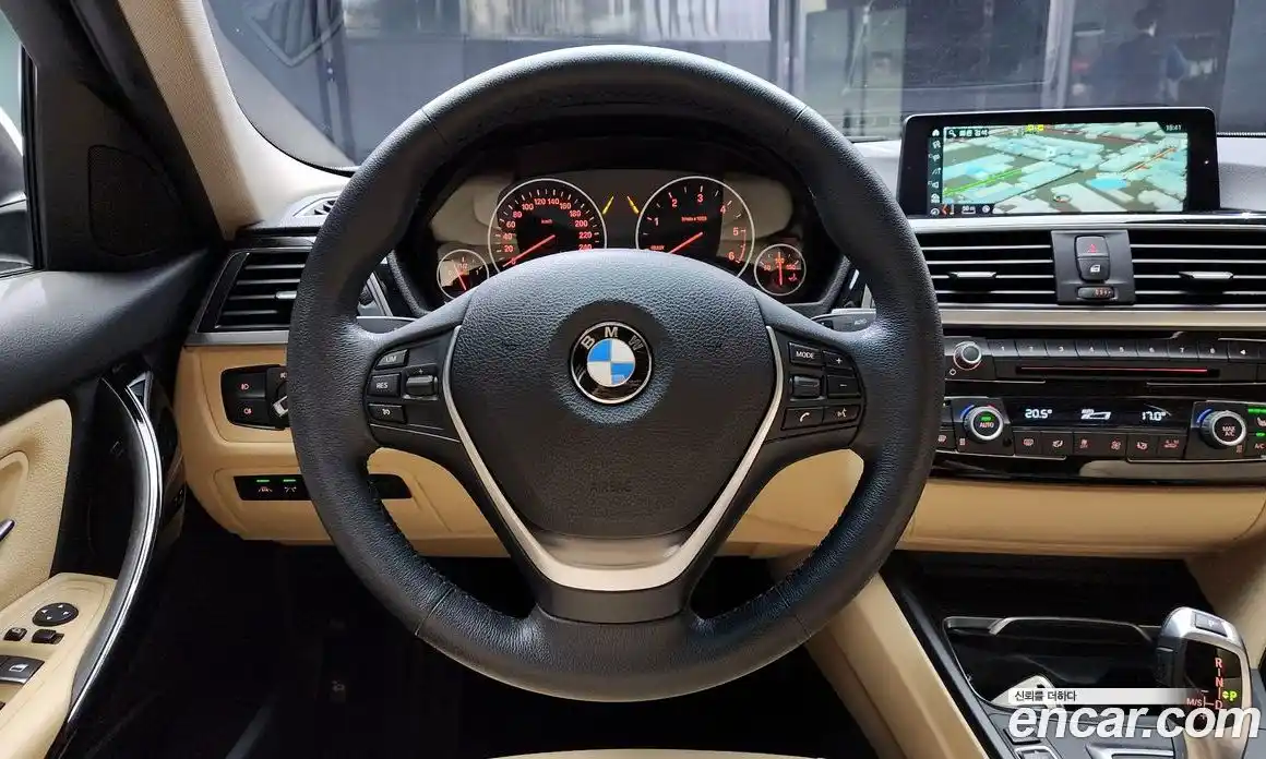 BMW 3-Series 2018 2.0 Автомат в Москве № 155475, фото 20